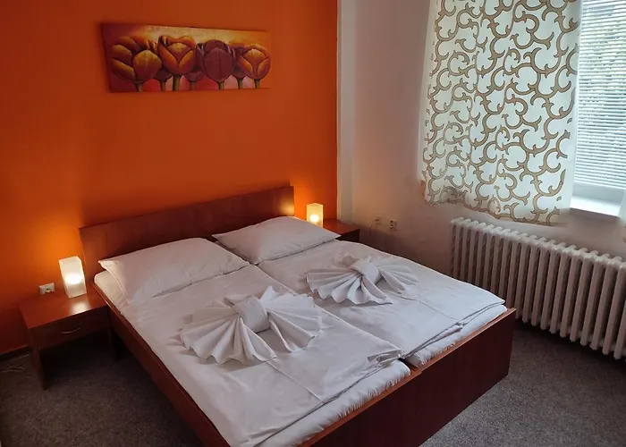 Hotell Garni 2*